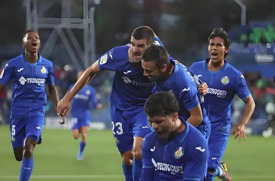 德甲赛程吃紧，皇家社会国际比赛日刷新队史纪录，气氛紧张，赛程密集仍需轮换的简单介绍-开云线上